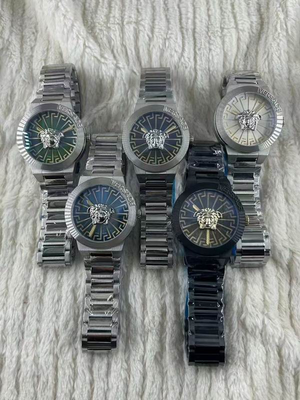 Versace watch 042946
